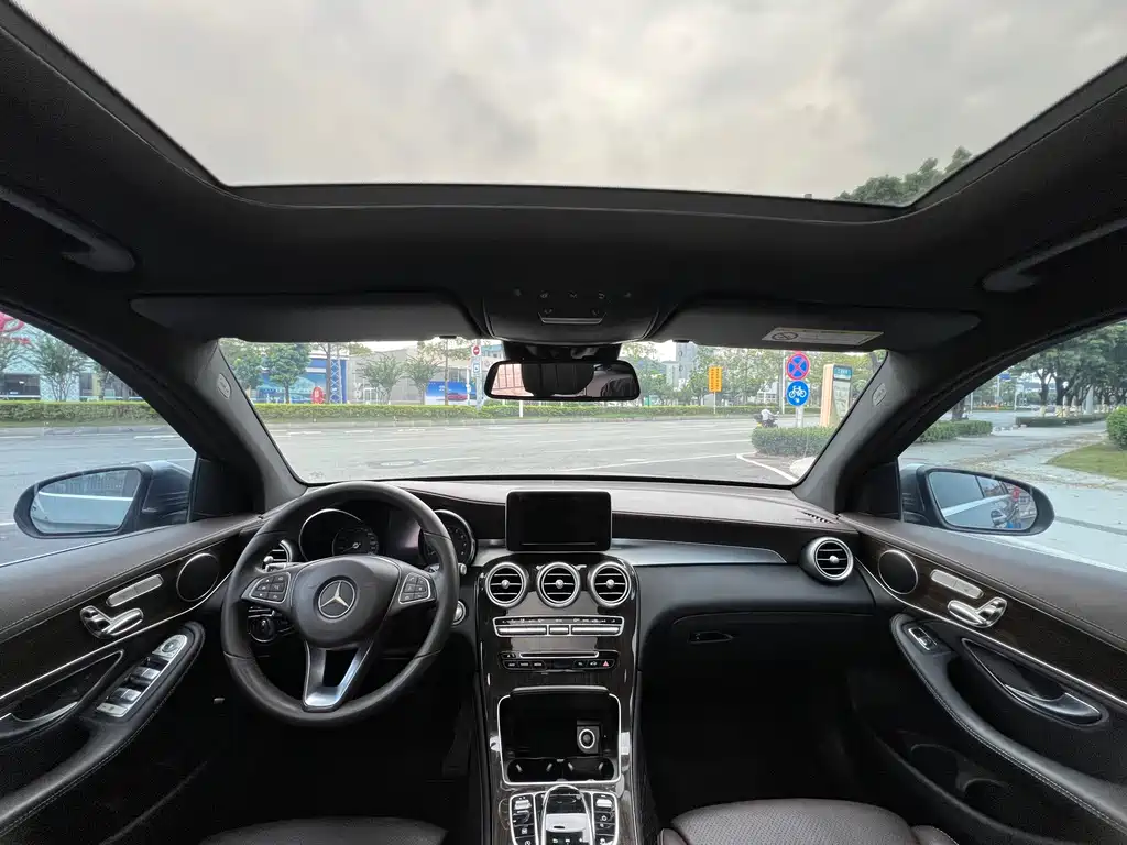 Mercedes-Benz GLC — миниатюра 9