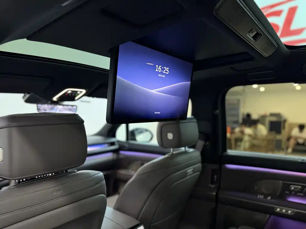 NIO ES8 — миниатюра 10