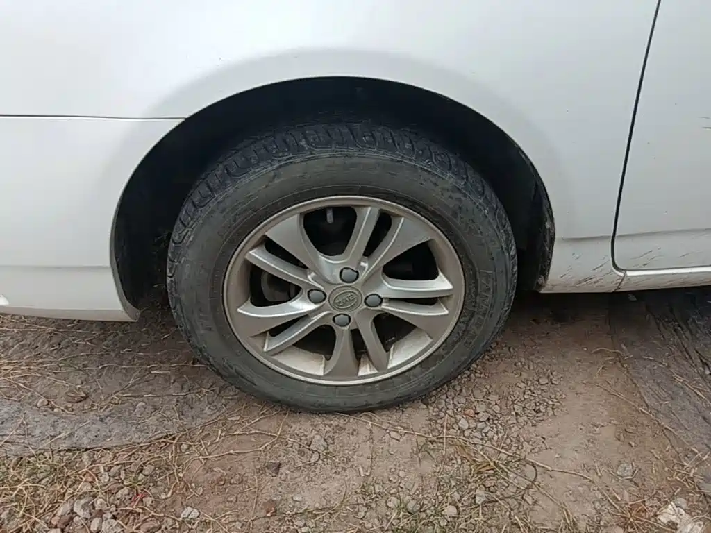 BYD F3 — миниатюра 23