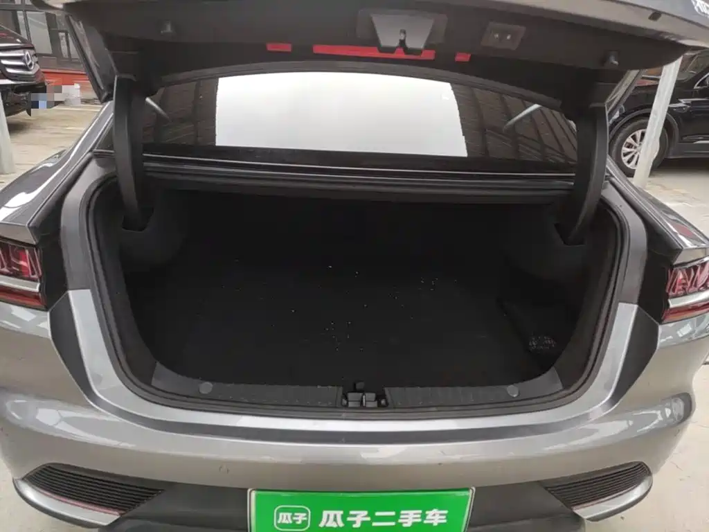 BYD Han — миниатюра 19