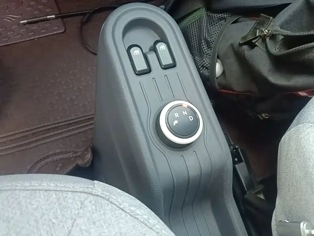 Wuling MINIEV — миниатюра 14