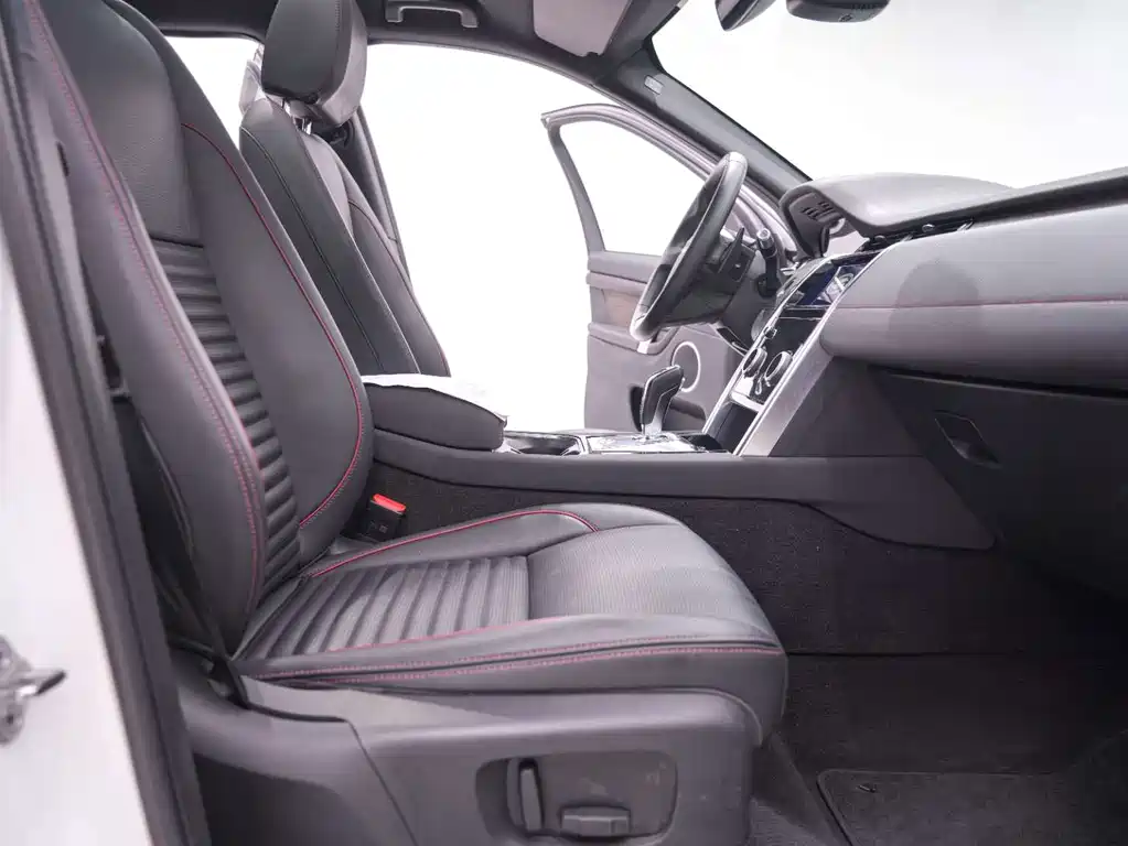Land Rover Discovery Sport — миниатюра 26
