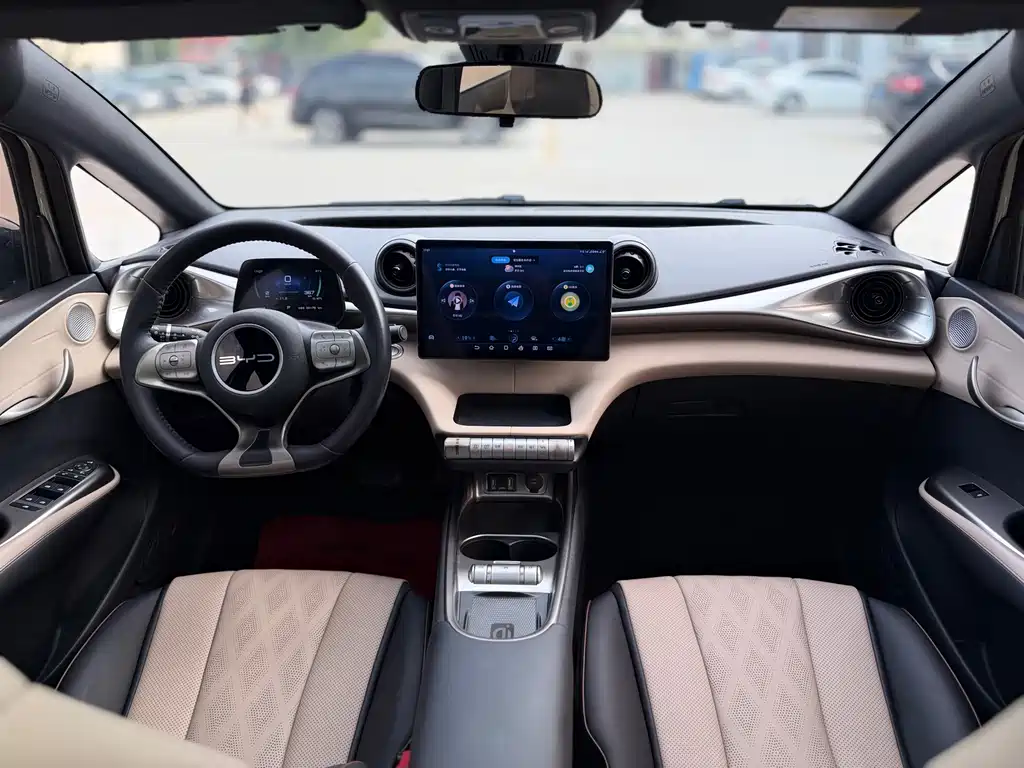 BYD Dolphin — миниатюра 11