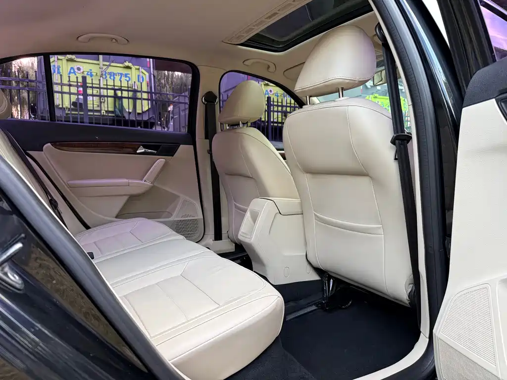Volkswagen Lavida — миниатюра 10