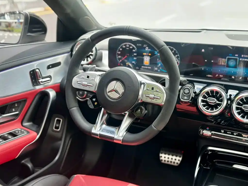 Mercedes-Benz CLA AMG — миниатюра 19