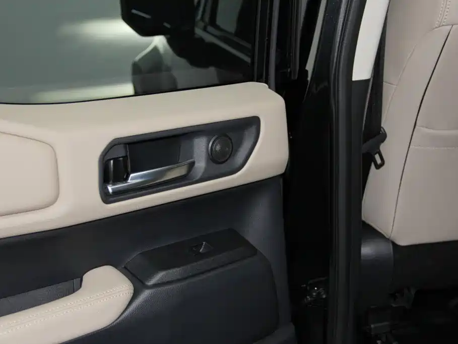 Toyota Prado — миниатюра 25