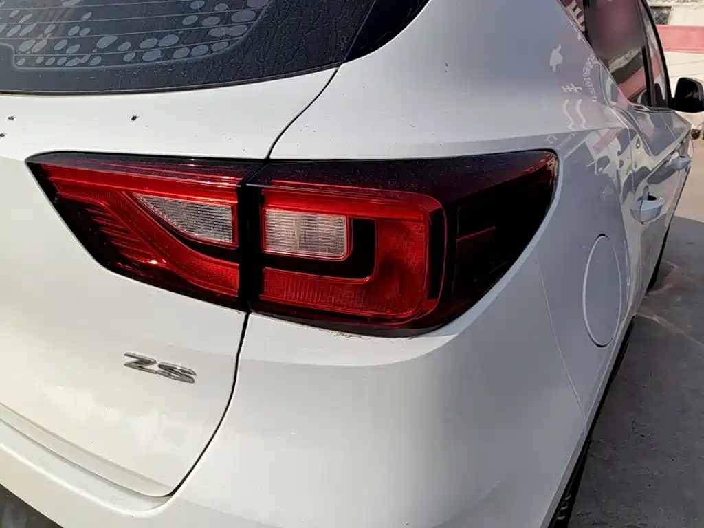 MG ZS — миниатюра 8