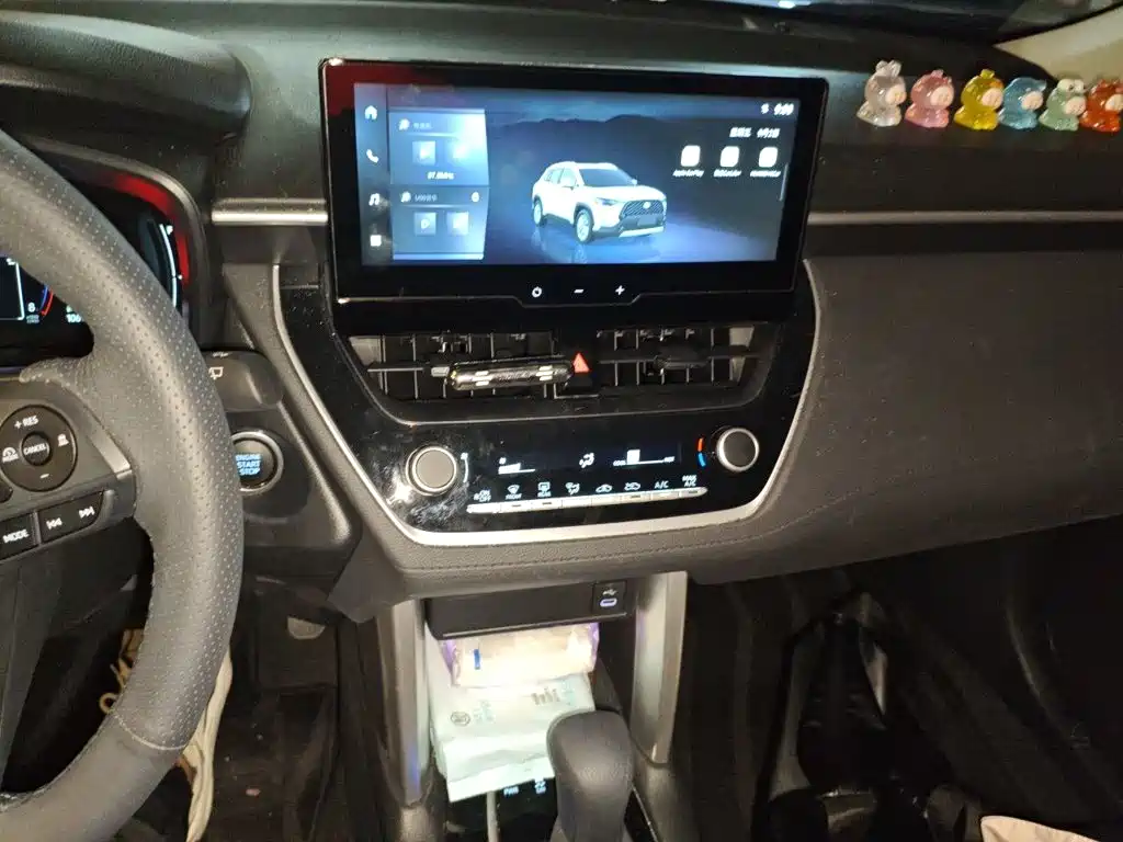 Toyota Corolla Cross — миниатюра 9