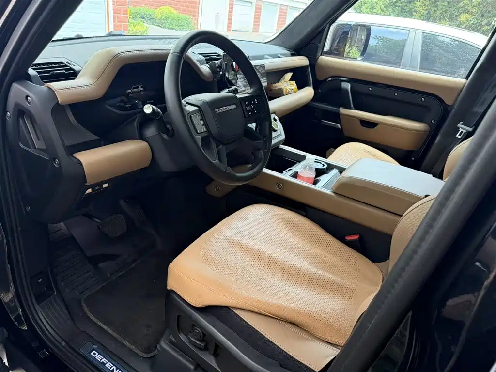 Land Rover Land Rover Defender 2025 110 3.0T P400 X-Dynamic HSE