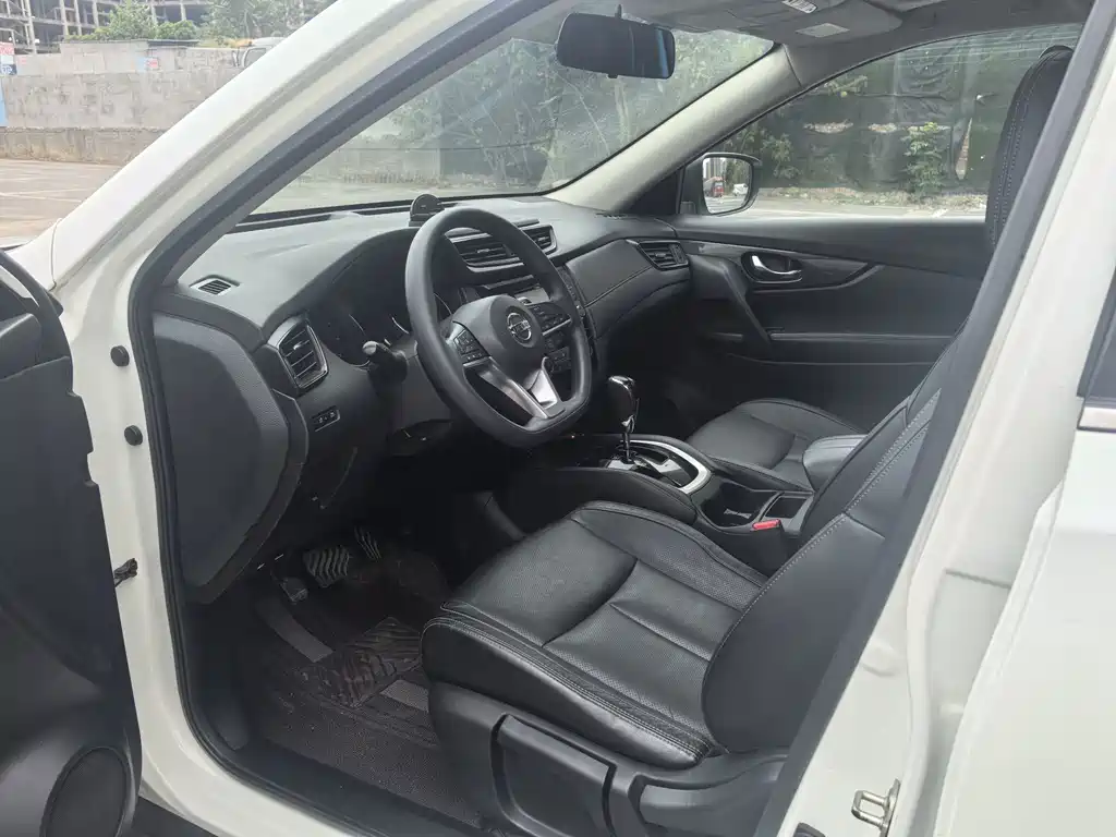Nissan X-Trail — миниатюра 9