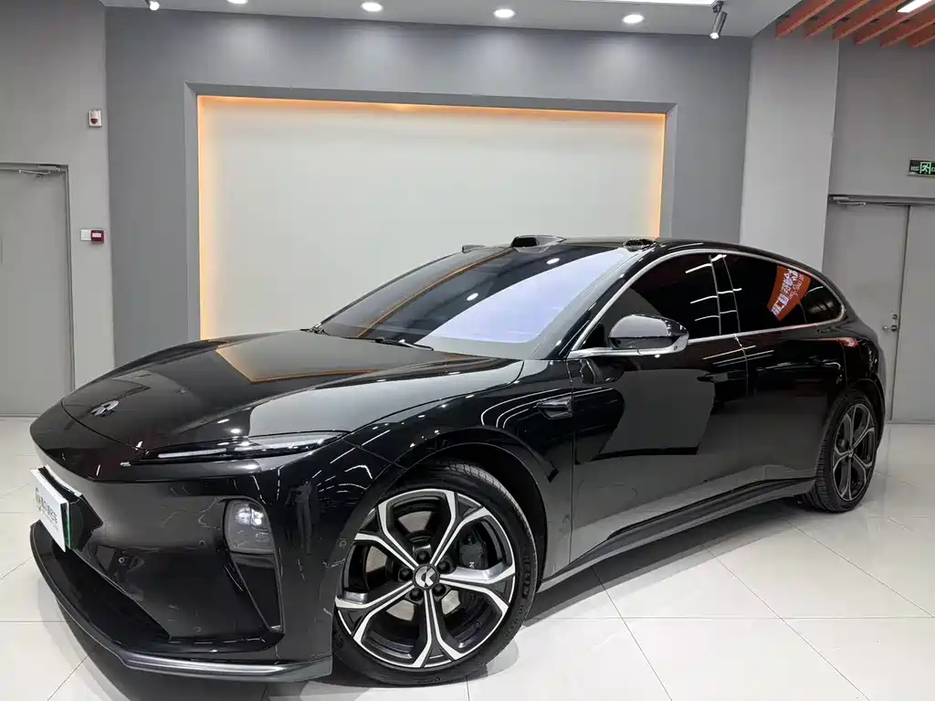 Nio ET5T 2025