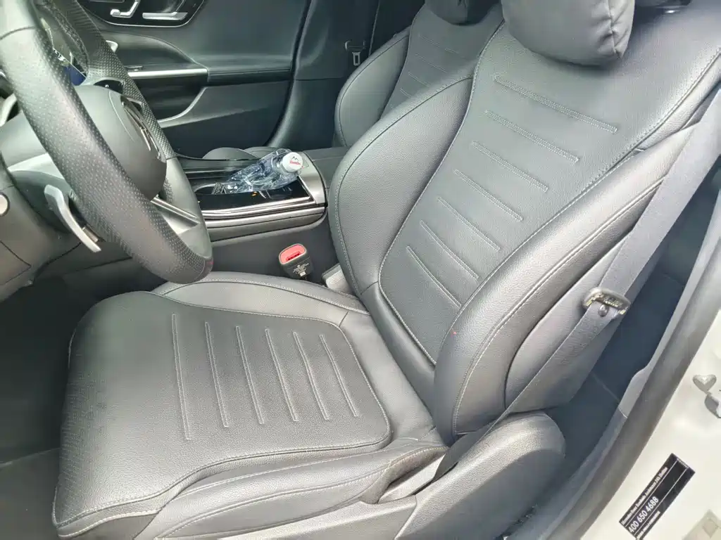Mercedes-Benz C-Class — миниатюра 8