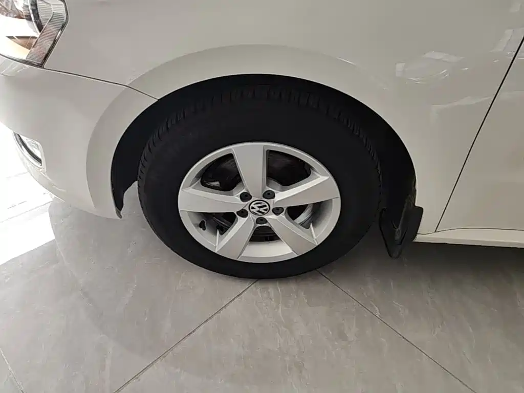 Volkswagen Lavida — миниатюра 23