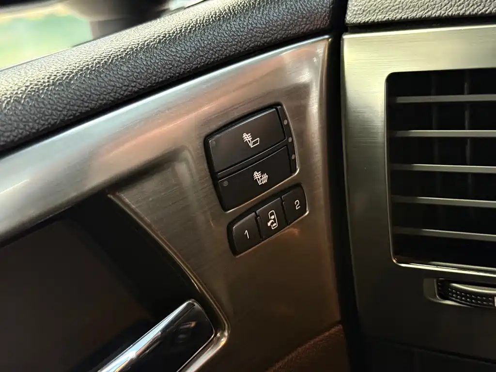 Hummer H2 — миниатюра 14