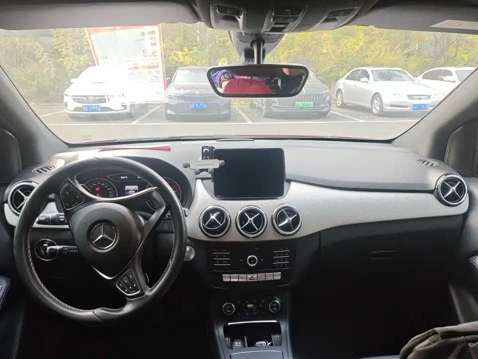 Mercedes-Benz B-Class — миниатюра 4