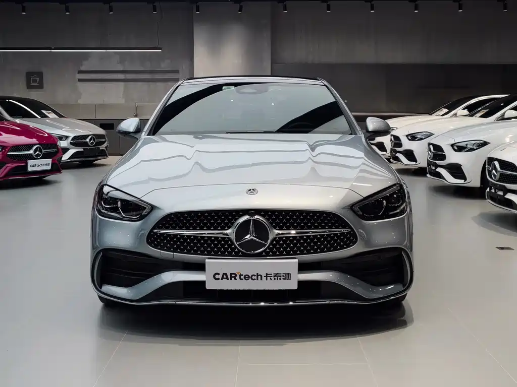 Mercedes-Benz C-Class — миниатюра 2