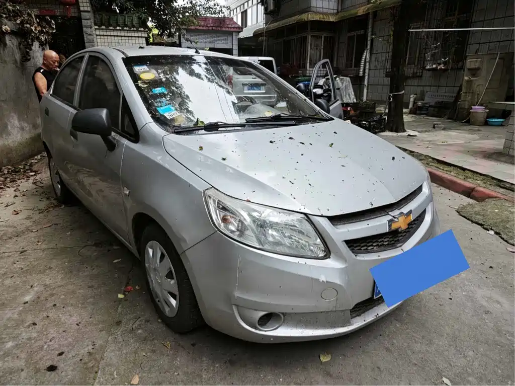 Chevrolet Sail — миниатюра 8