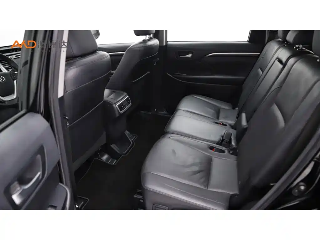 Toyota Highlander — миниатюра 7