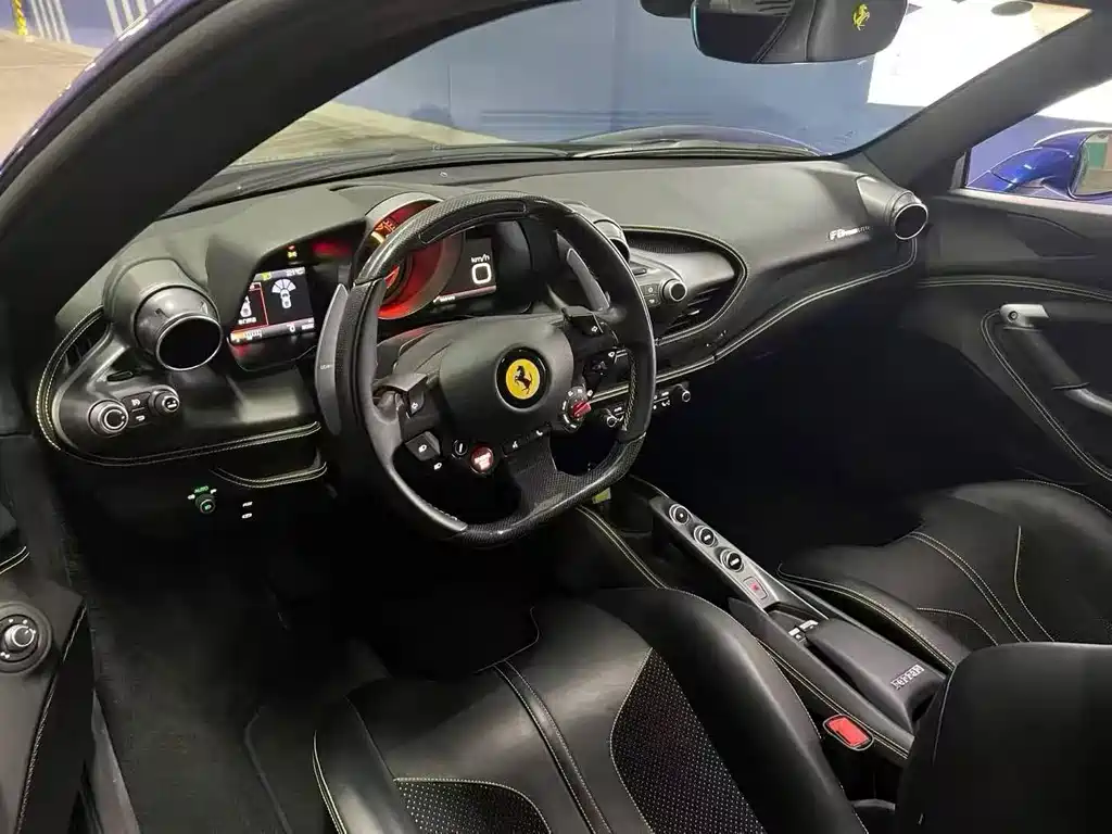Ferrari F8 — миниатюра 4