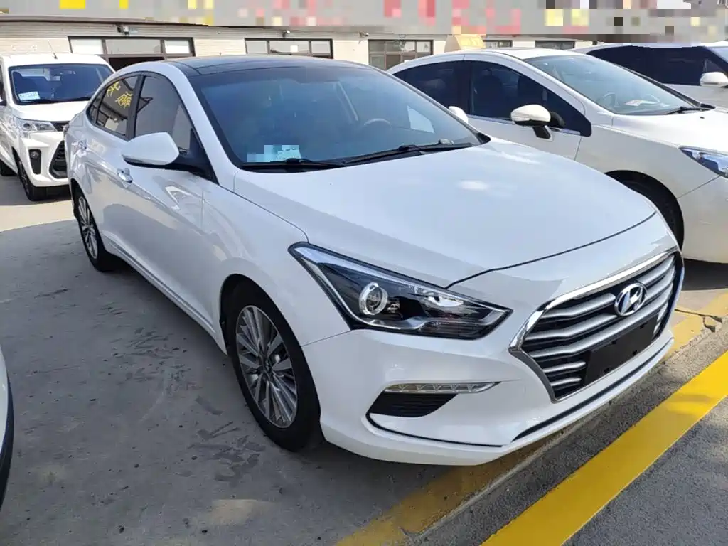 Hyundai Mistra — миниатюра 4