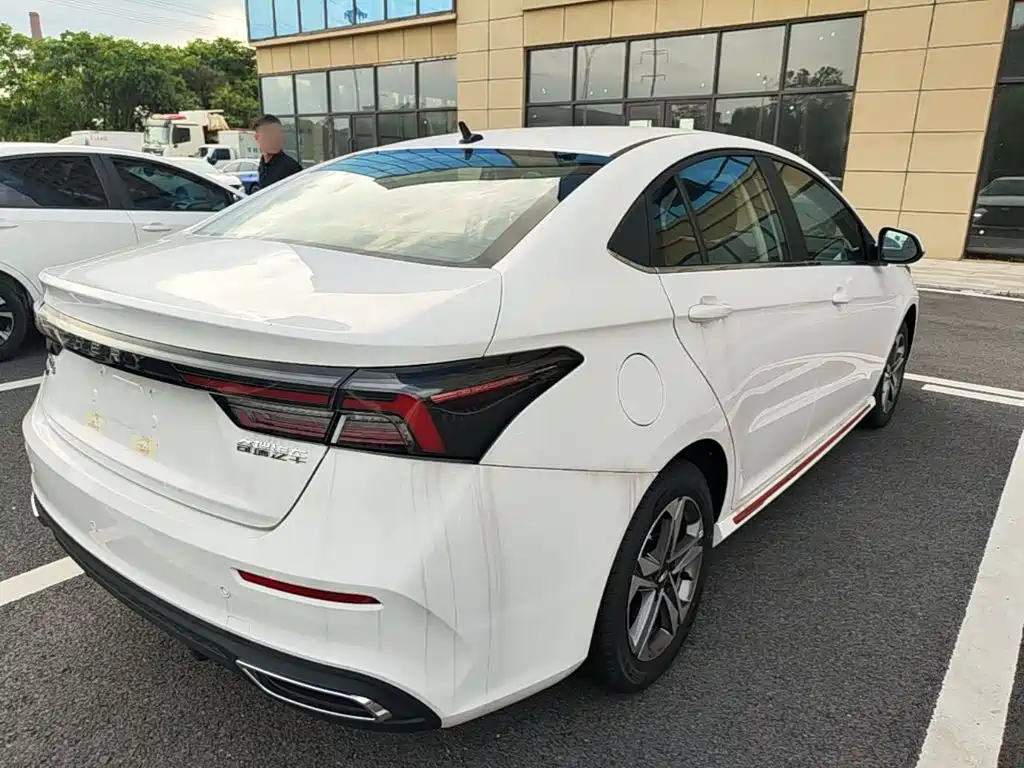 Chery Arrizo 5 PLUS — миниатюра 7