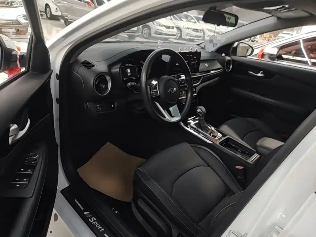 Kia K3 — миниатюра 15