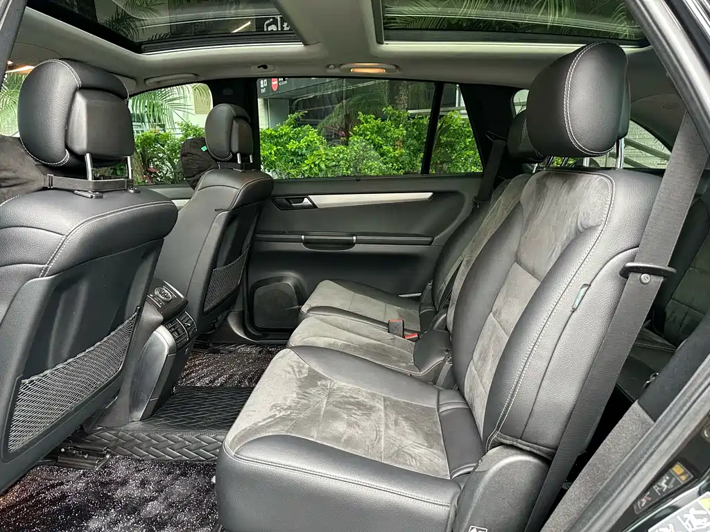 Mercedes-Benz R-Class — миниатюра 28