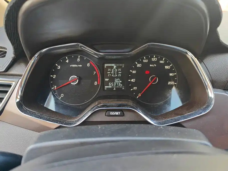 Baojun 310W — миниатюра 14
