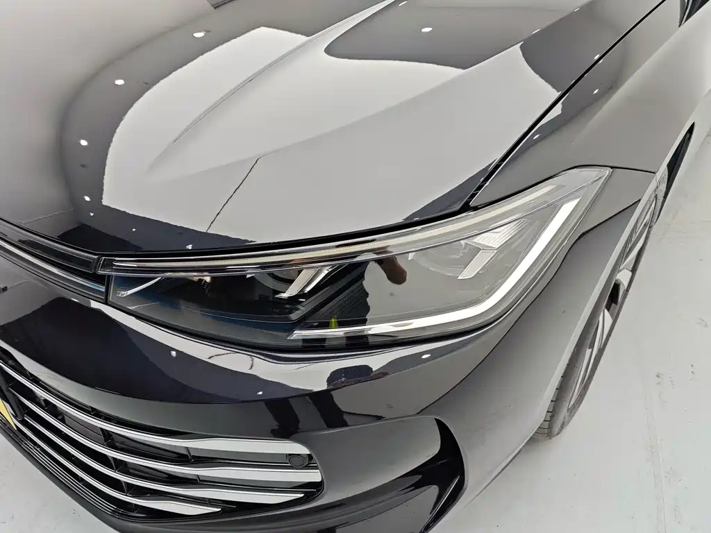 Volkswagen Passat — миниатюра 11