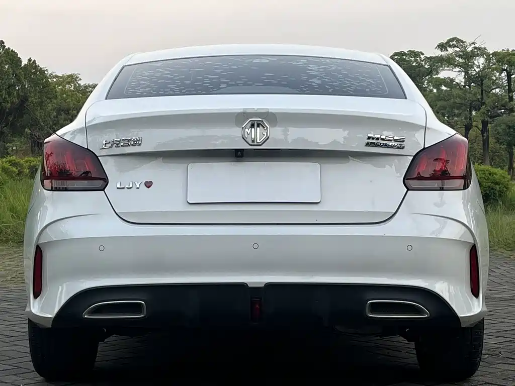 MG MG5 — миниатюра 16