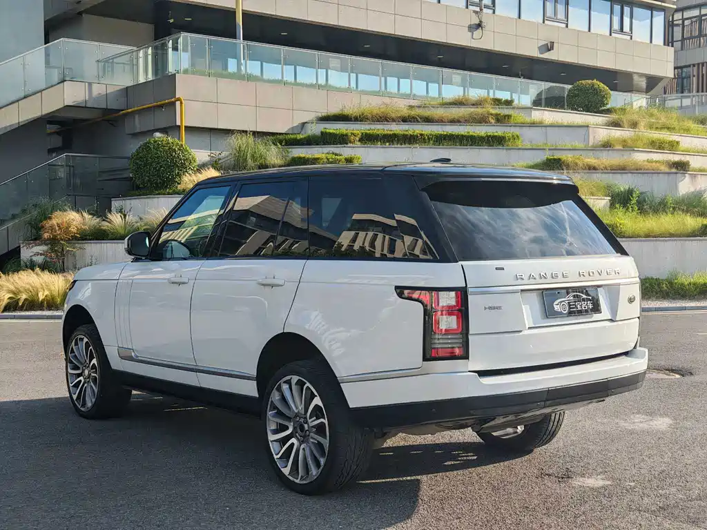 Land Rover Range Rover — миниатюра 6