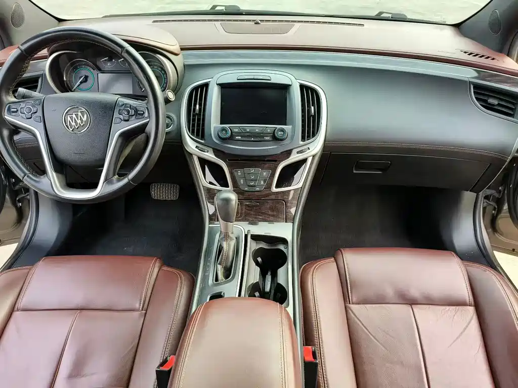 Buick LaCrosse 2013 2.4L SIDI Luxury Comfort