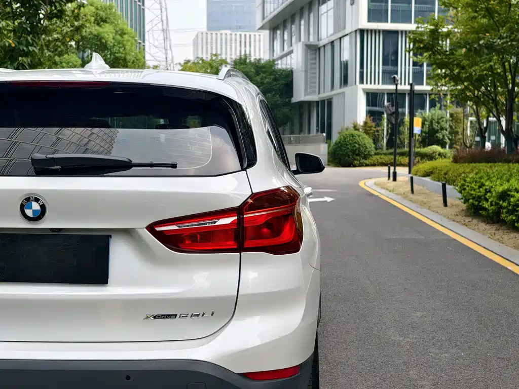 BMW X1 — миниатюра 13