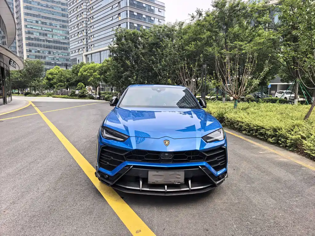 Lamborghini Urus 2018 4.0T V8