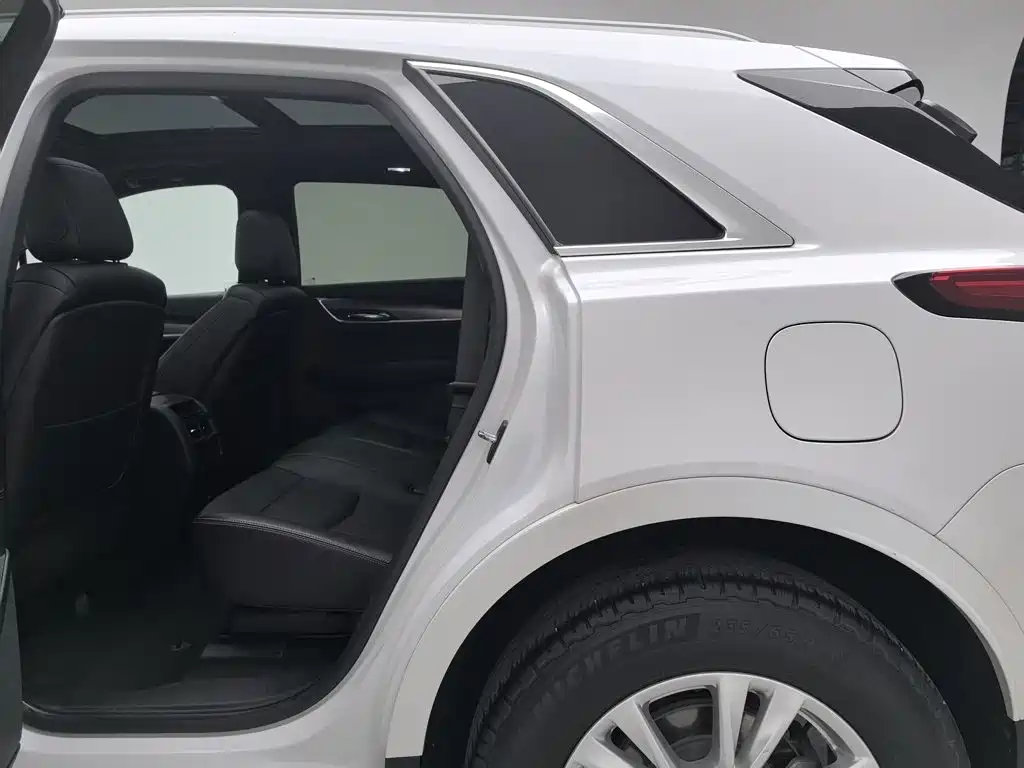 Cadillac XT5 — миниатюра 15