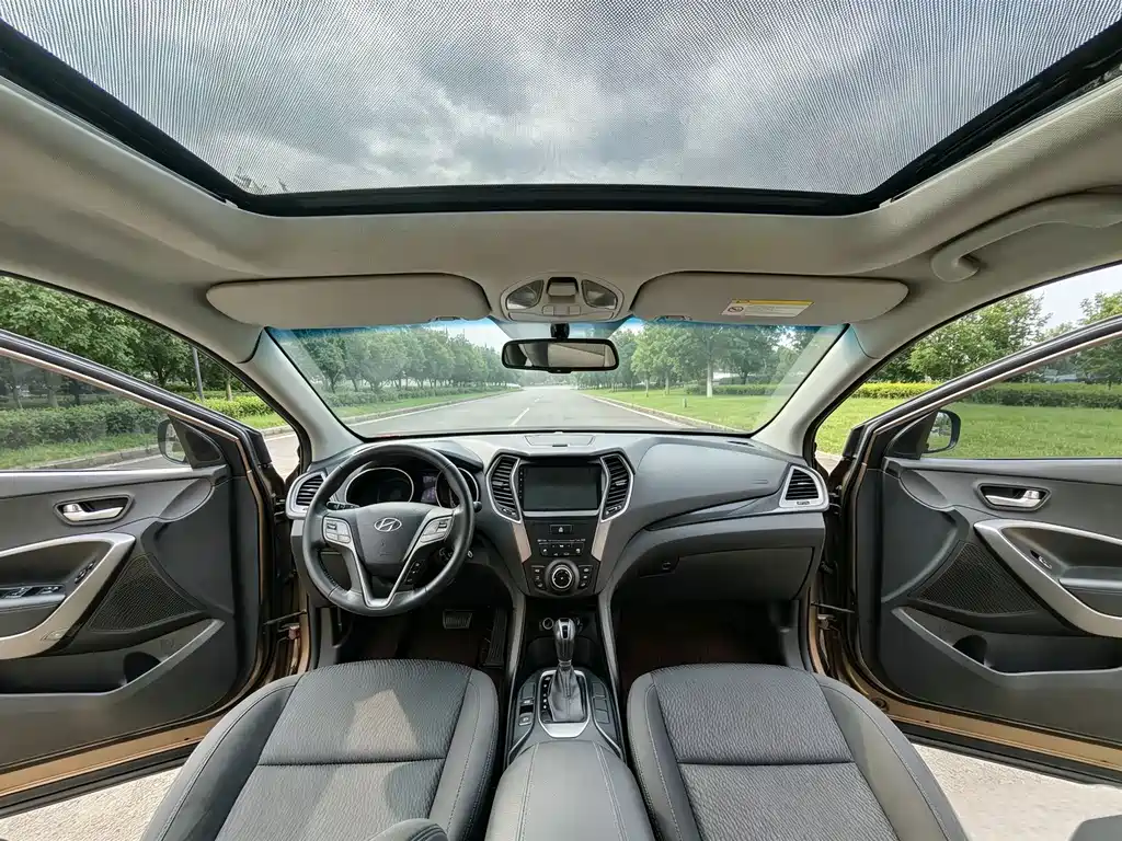 Hyundai Santa Fe — миниатюра 7
