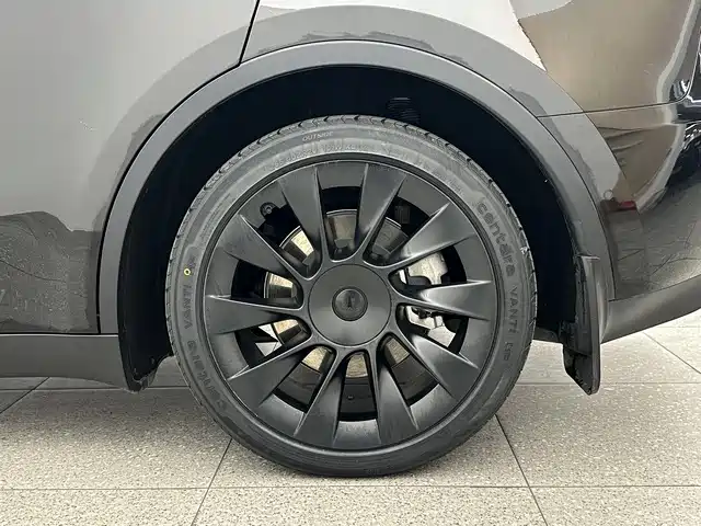 Tesla Model Y — фотографии объявления, Фото 15