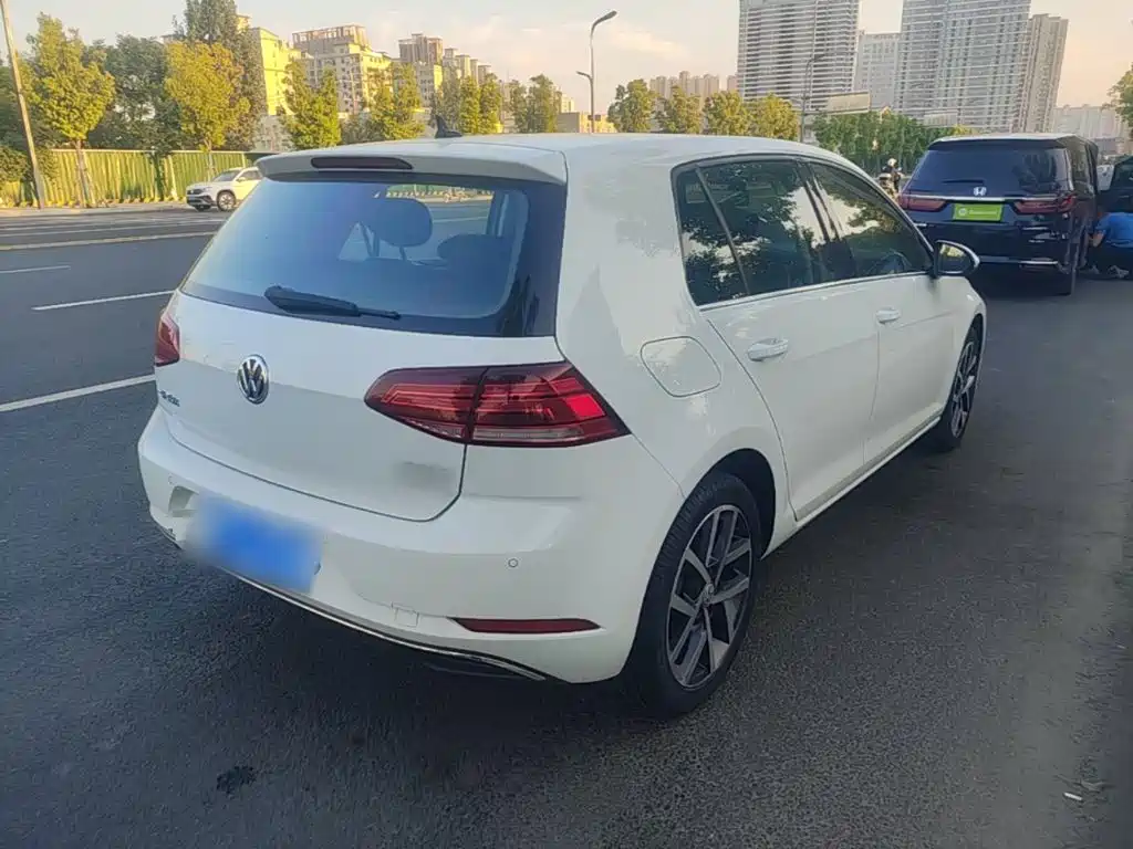 Volkswagen Golf — миниатюра 7