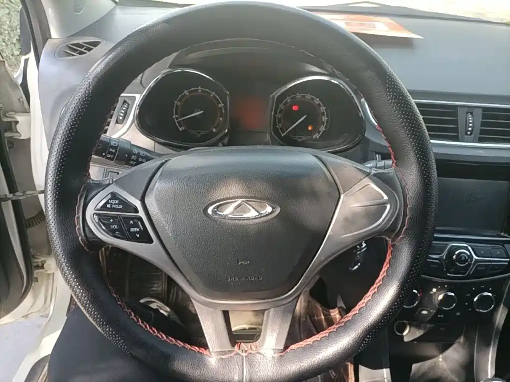 Chery Arrizo 3 — миниатюра 11