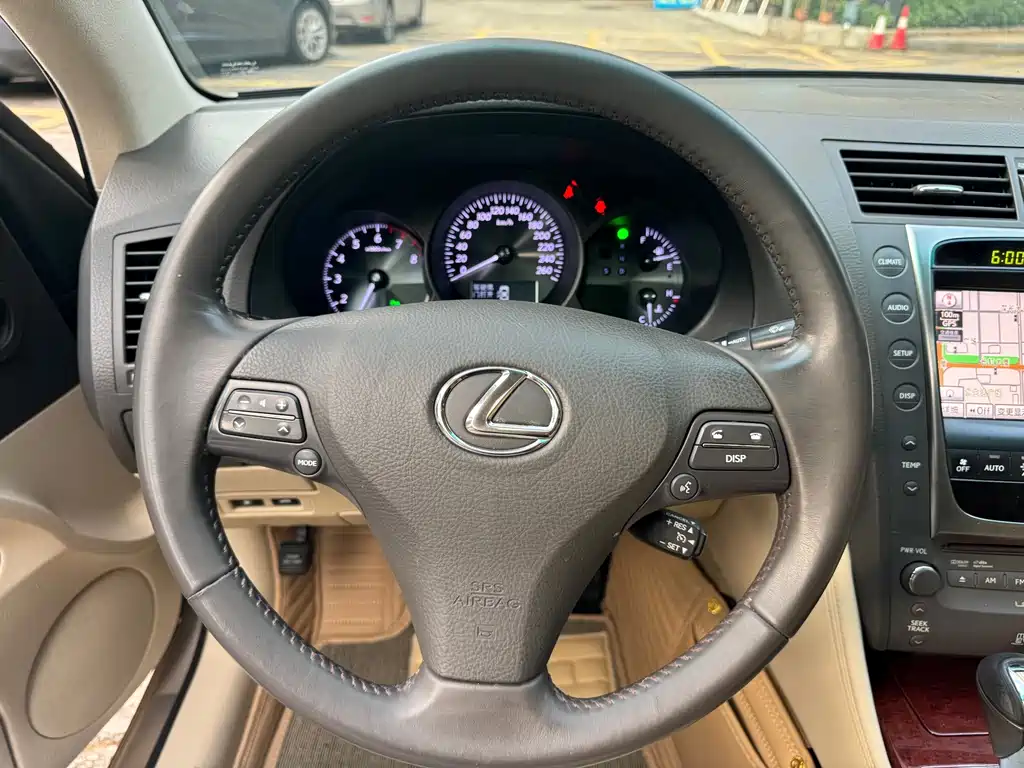 Lexus GS — миниатюра 12