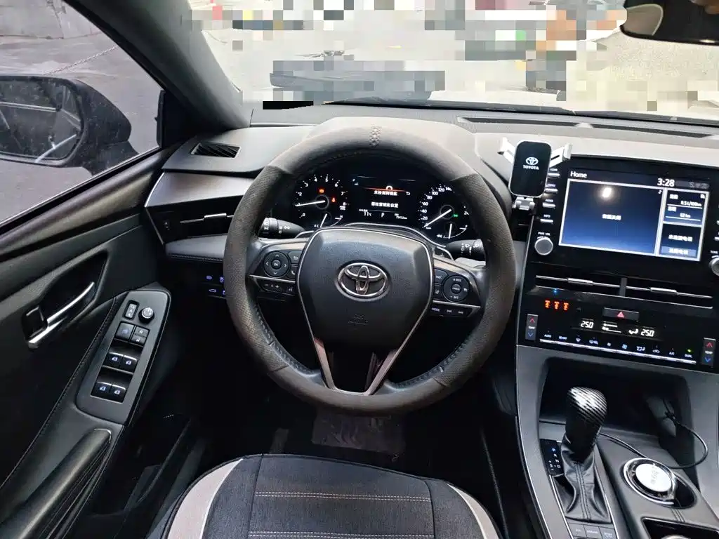 Toyota Avalon — миниатюра 11