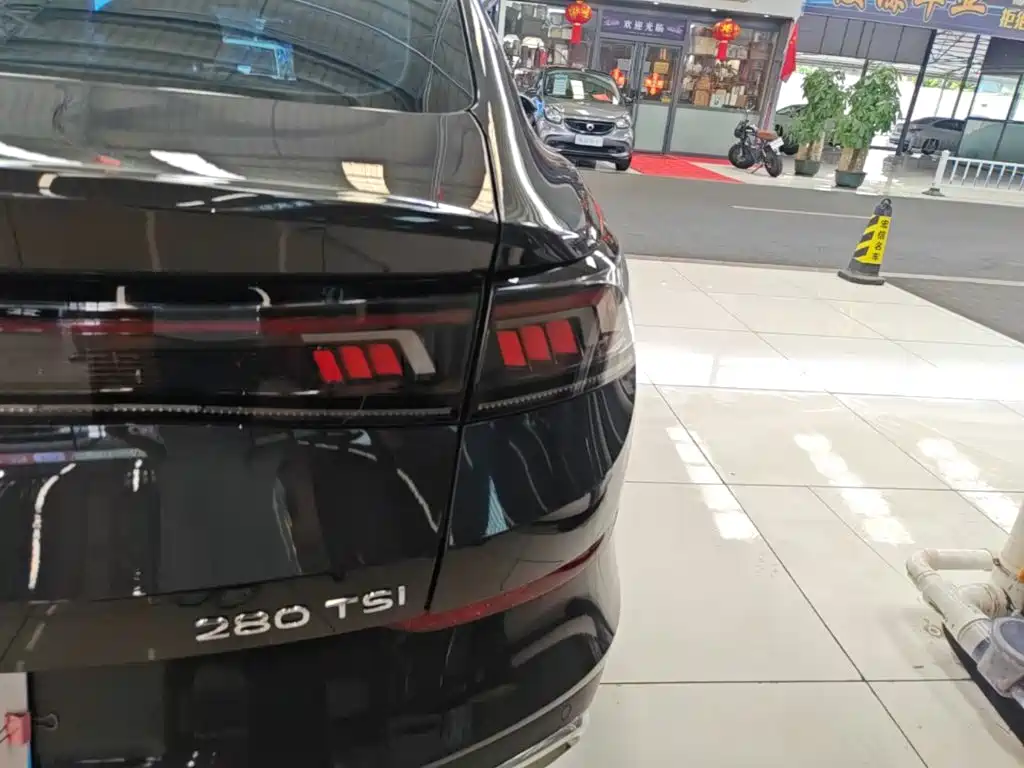 Volkswagen Lamando — миниатюра 8