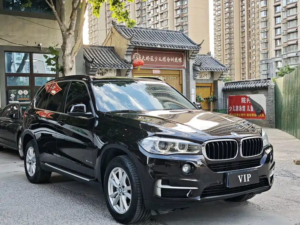 BMW X5 (Import) — миниатюра 3