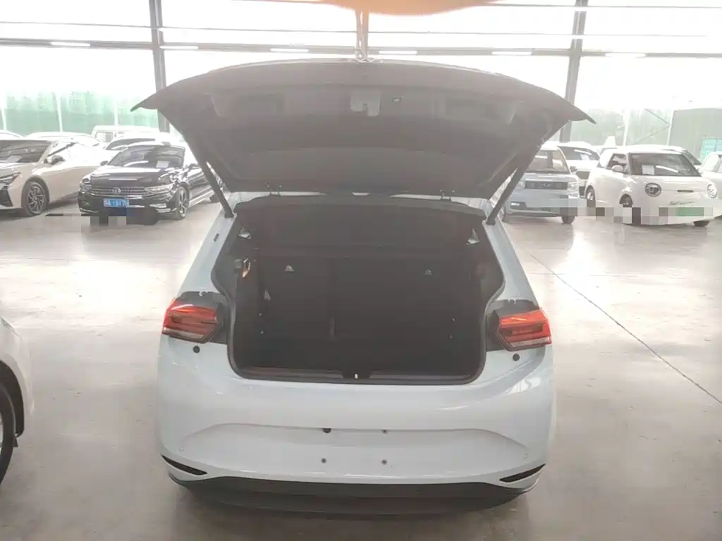 Volkswagen ID.3 — миниатюра 19