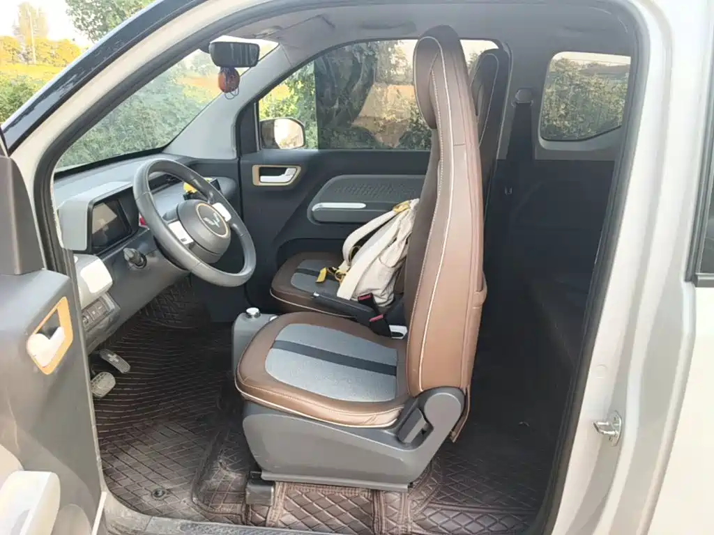 Wuling MINIEV — миниатюра 15