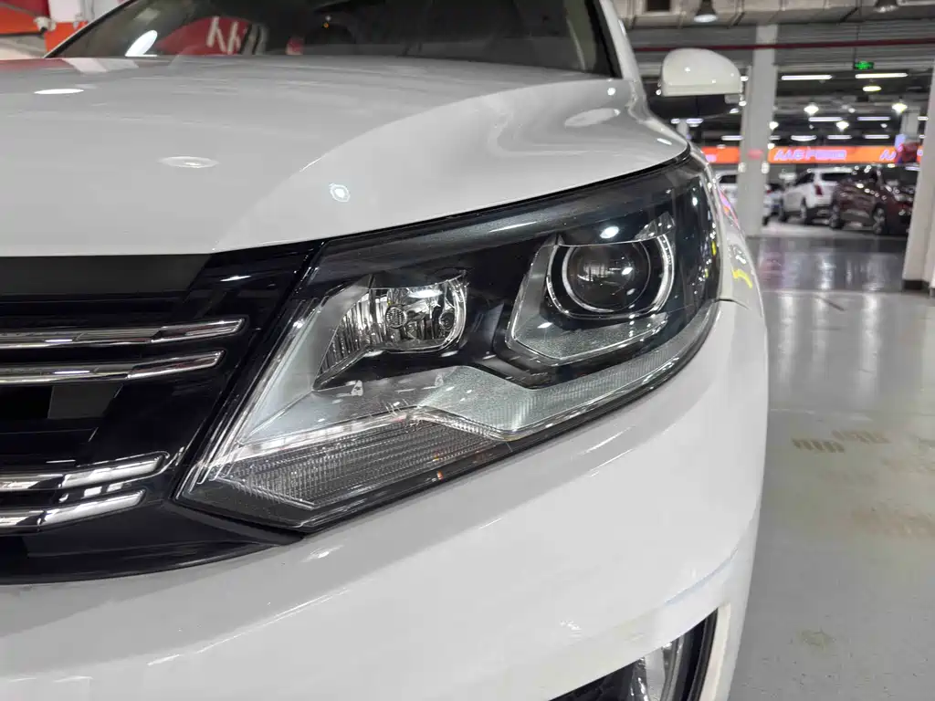 Volkswagen Tiguan — миниатюра 17