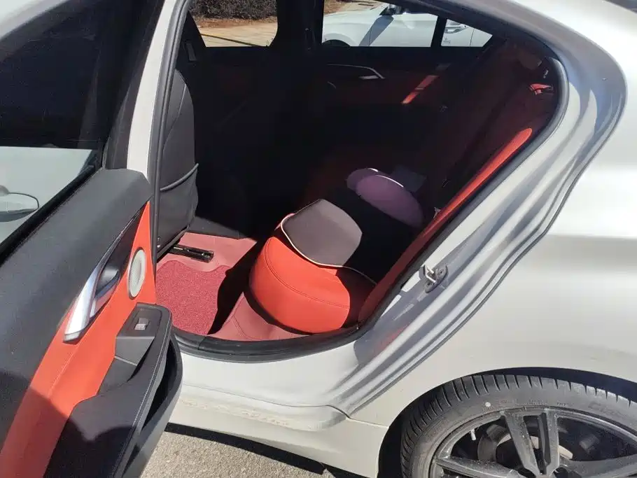 BMW 1 Series — миниатюра 11