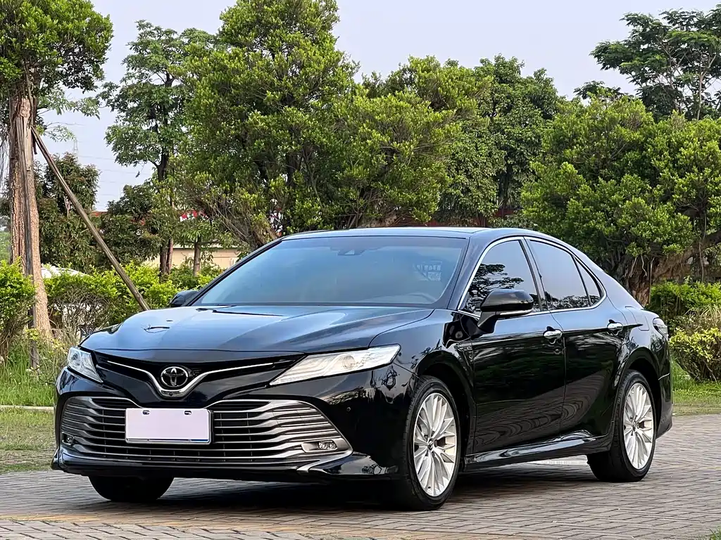Toyota Camry 2018