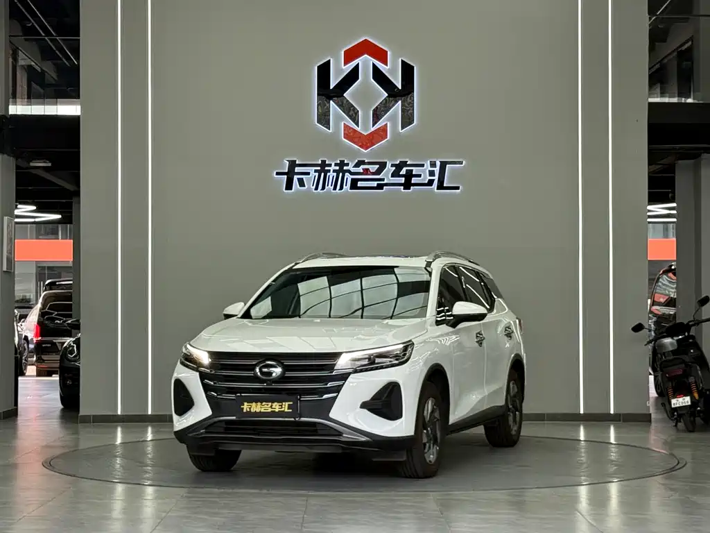 GAC Trumpchi GS4