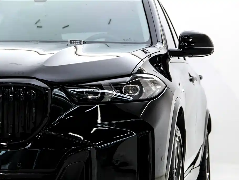BMW X5 2023 xDrive 30Li Premium M Sport